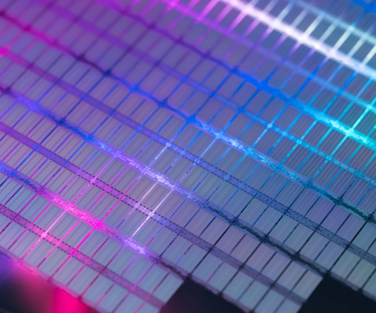 Digitron-ES_silicon-wafer_277905637